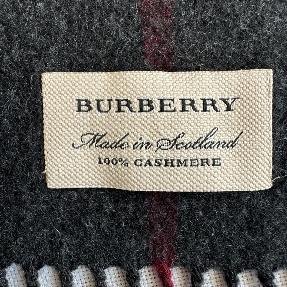 •Burberry Grey Check Cashmere Scarf Unisex 12”x70”Made In Scotland NWOT - Picture 5 of 12